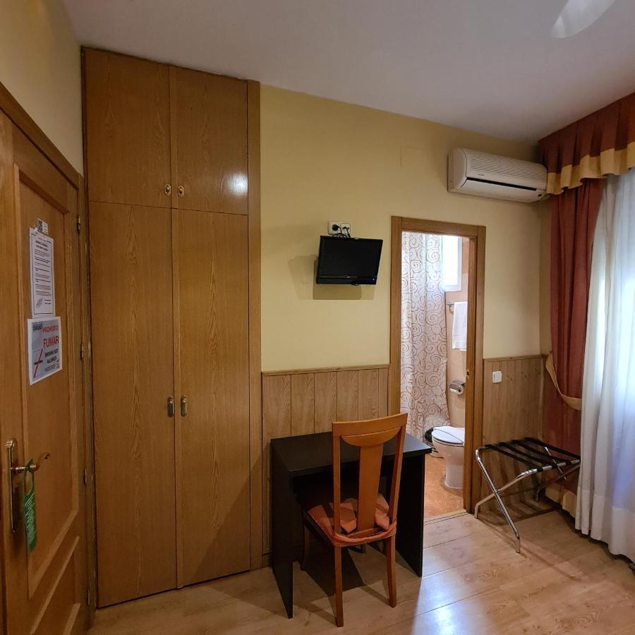 Hostal Oporto Madrid Eksteriør bilde