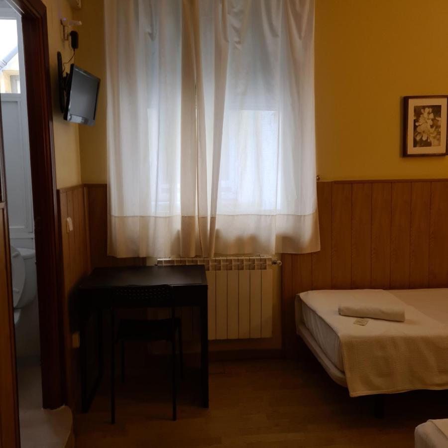 Hostal Oporto Madrid Eksteriør bilde