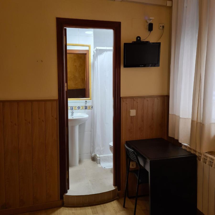 Hostal Oporto Madrid Eksteriør bilde