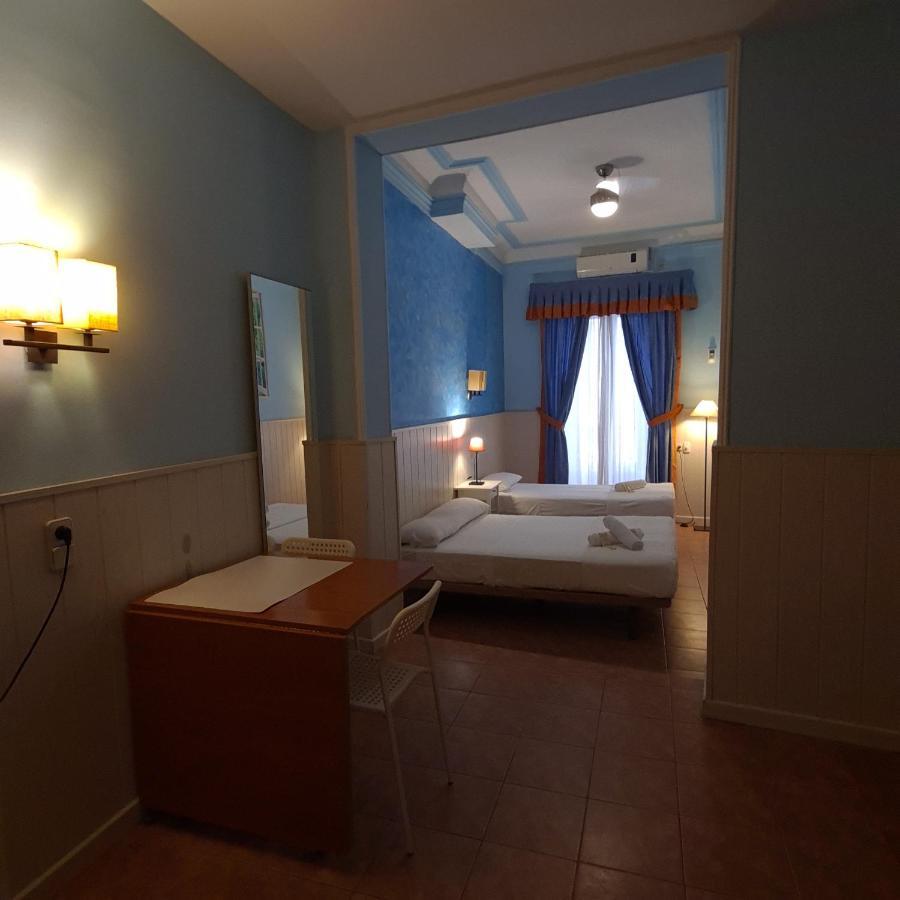 Hostal Oporto Madrid Eksteriør bilde