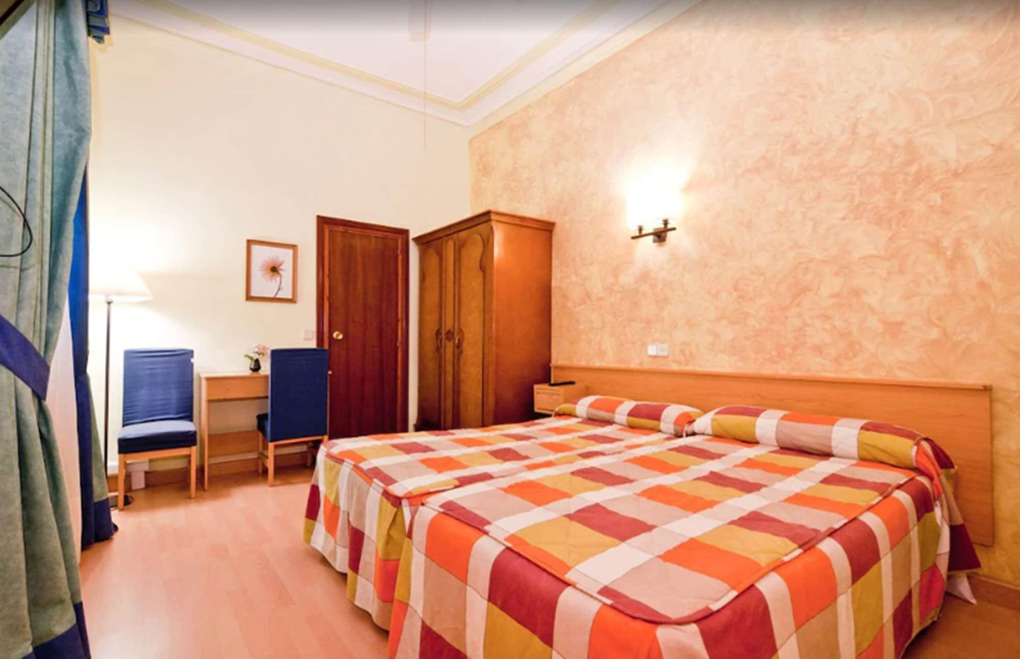 Hostal Oporto Madrid Eksteriør bilde